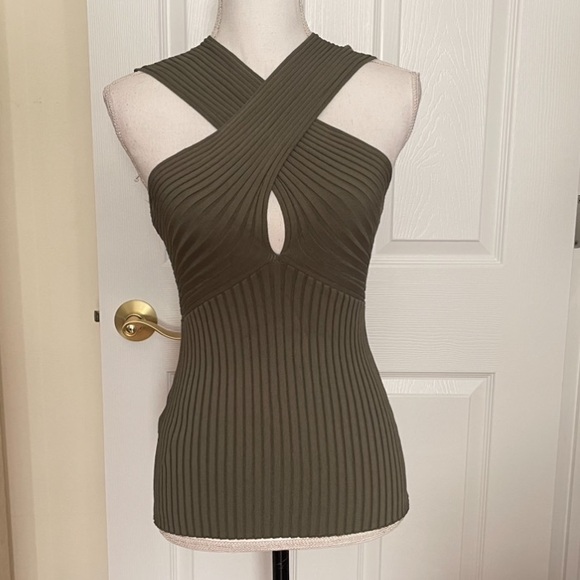 BCBGMaxAzria Olive Green Criss Cross Front Top - Picture 3 of 4